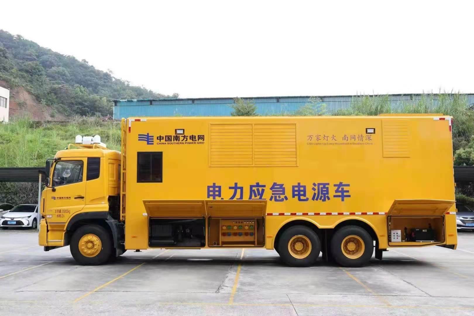 威宁安康大型柴油发电机发电车UPS电源出租租赁